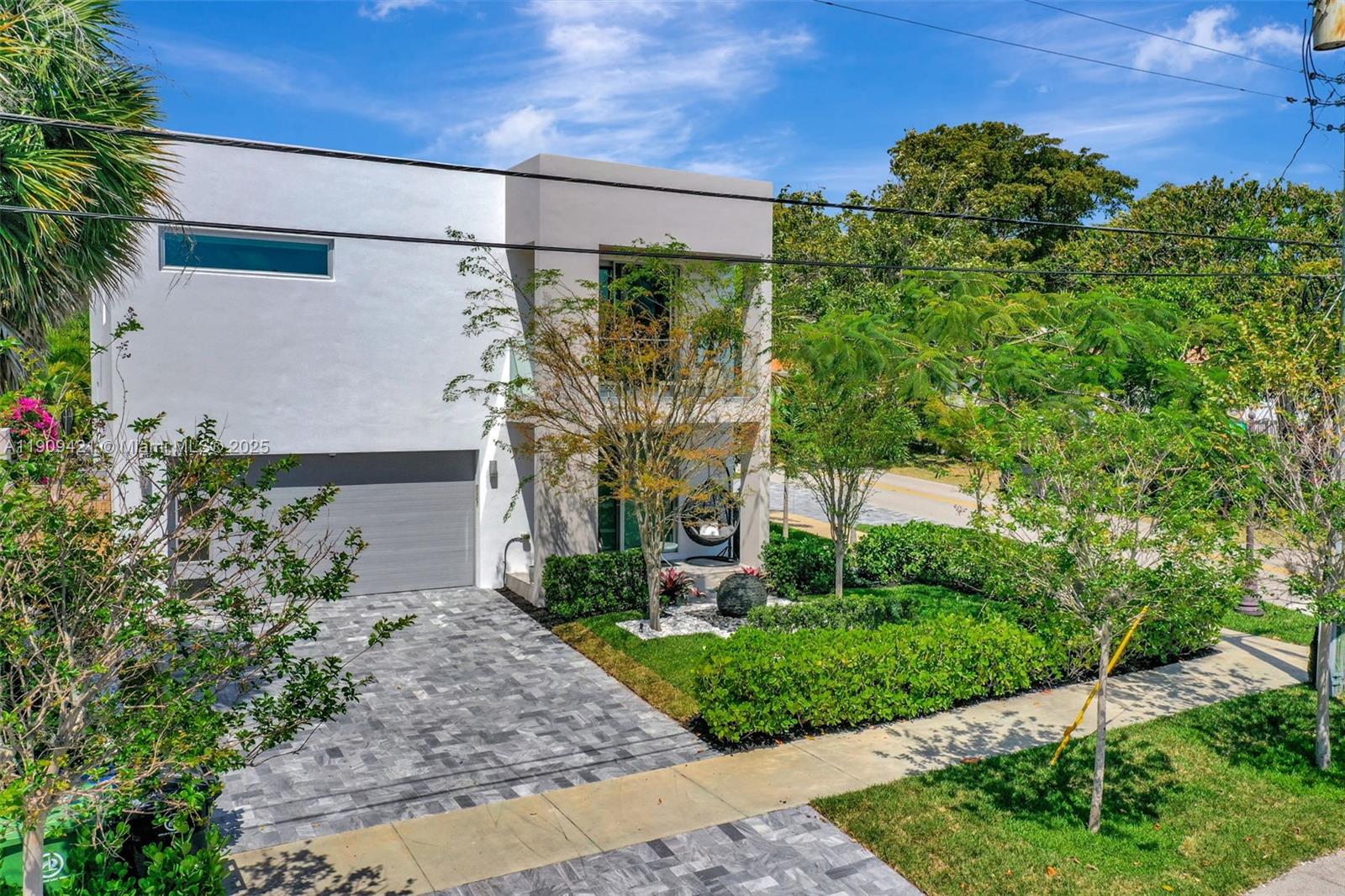 VICTORIA PARK CORR AMEN P - Residential Lease