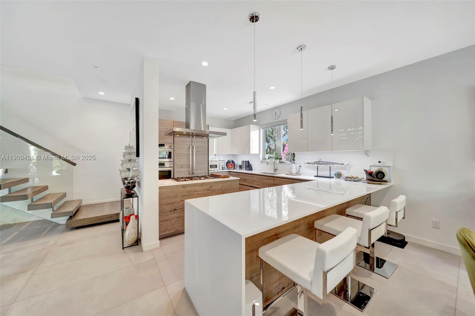 VICTORIA PARK CORR AMEN P - Residential Lease