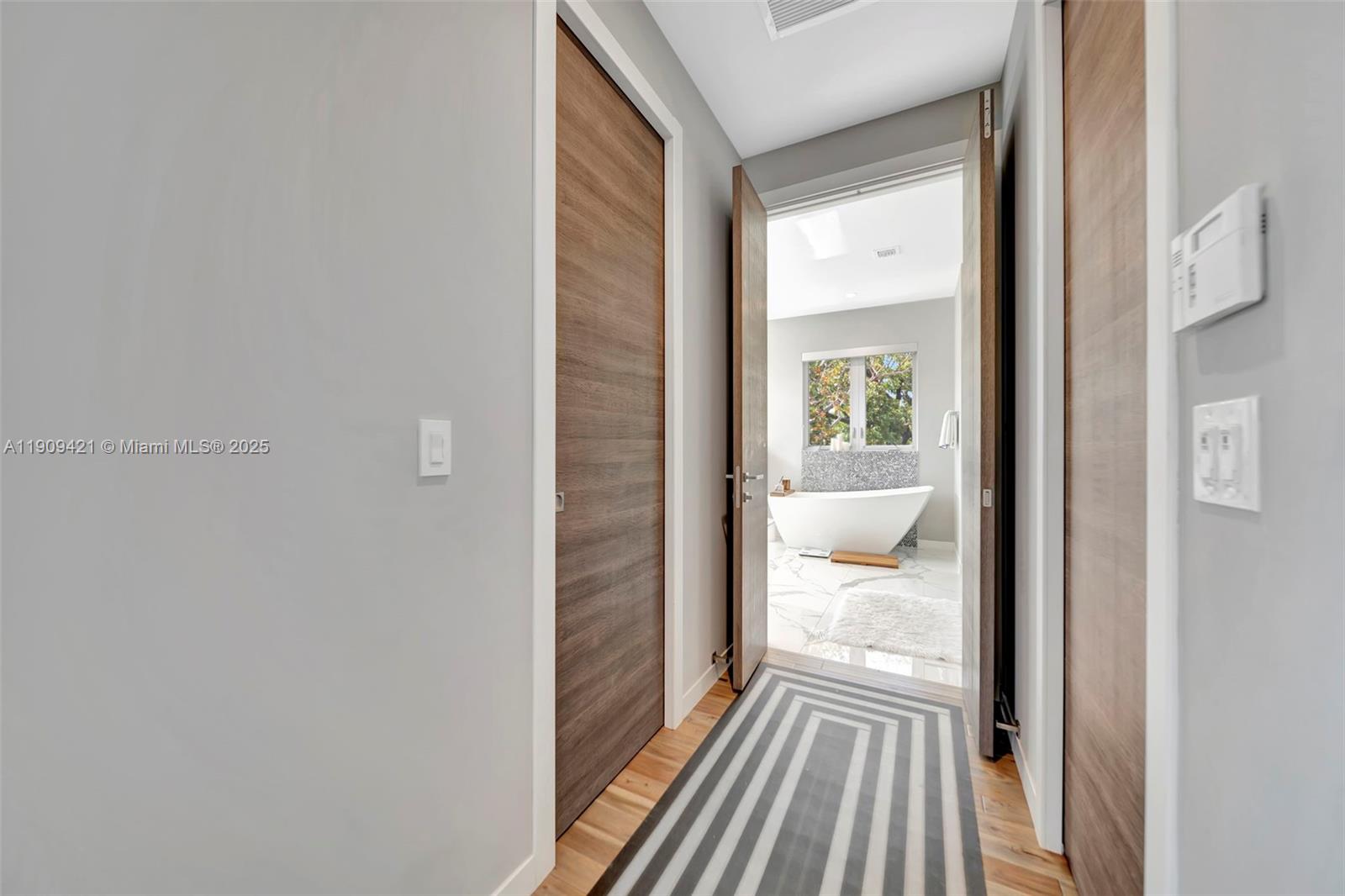 VICTORIA PARK CORR AMEN P - Residential Lease