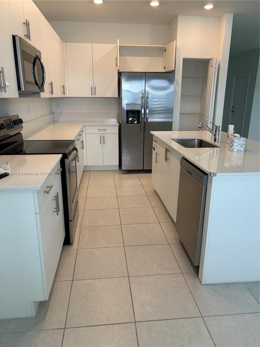 CAPLE FARMS NORTH - Residential Lease