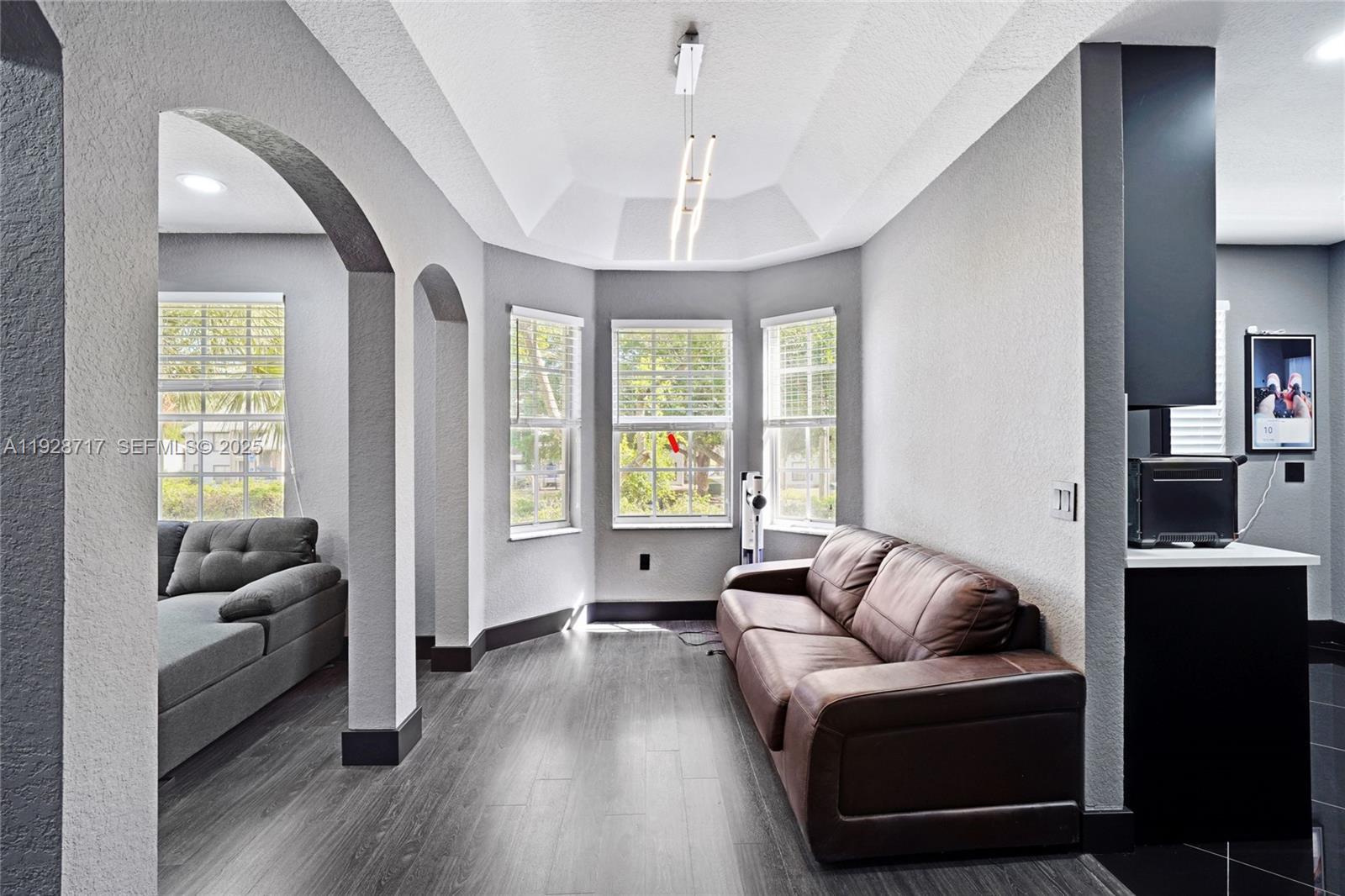 RESIDENCES OF BELMONT AT - Residential Lease