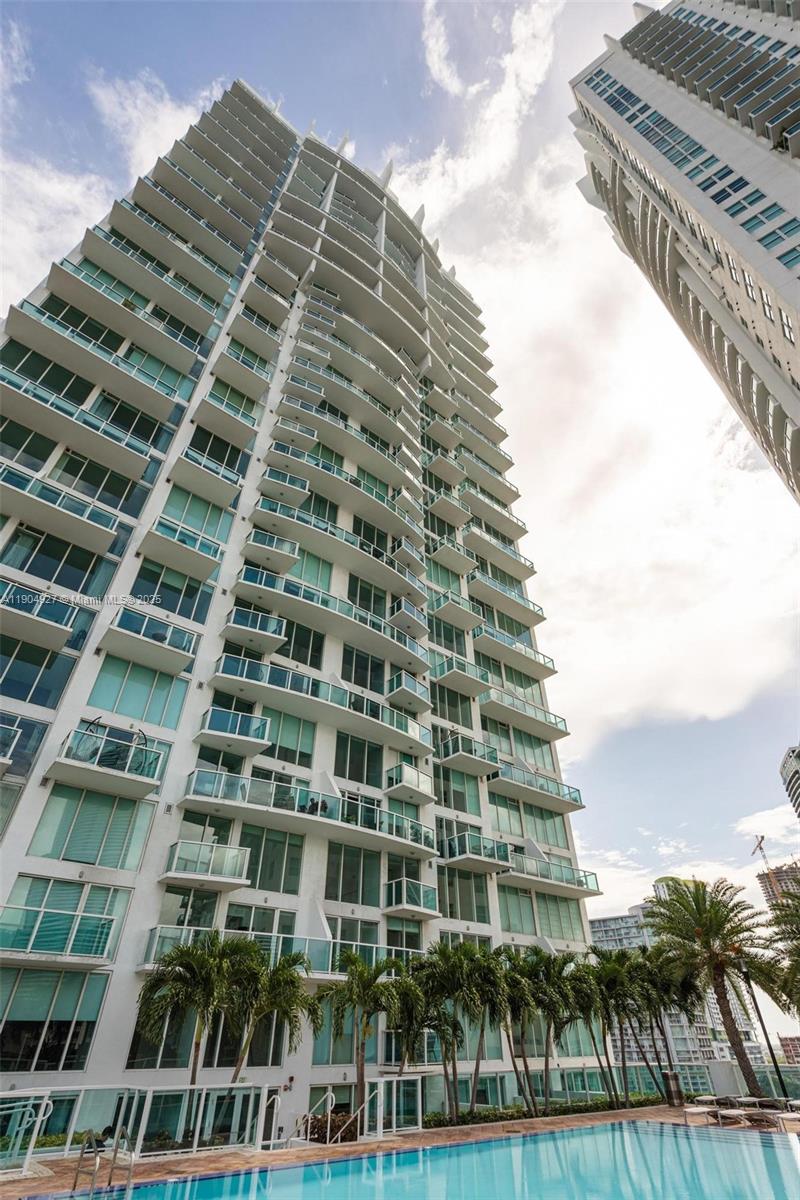 BRICKELL ON THE RIVER S T - Residential Lease