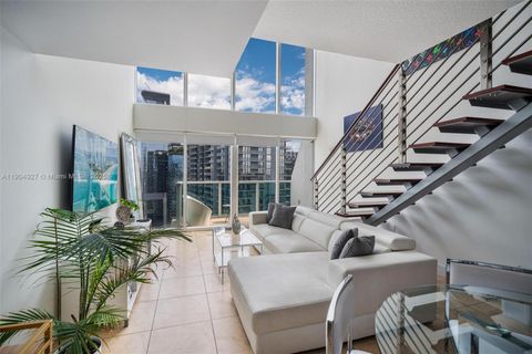 41 SE 5th St 2414 Miami FL 33131