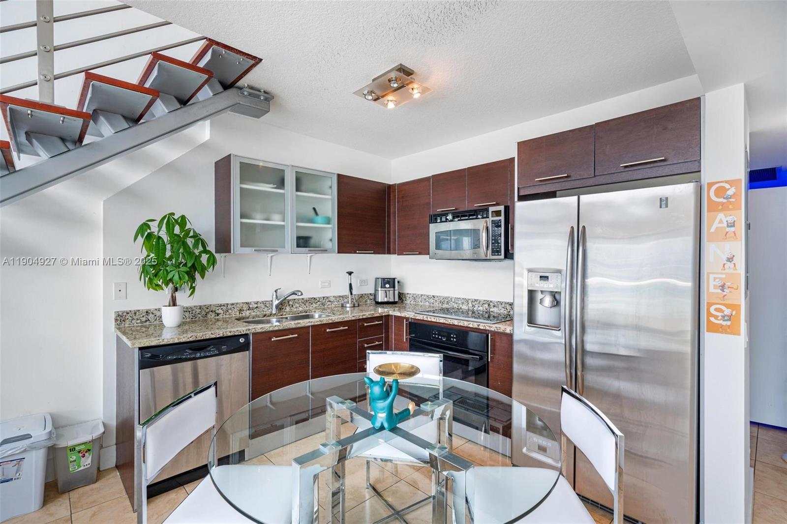 BRICKELL ON THE RIVER S T - Residential Lease