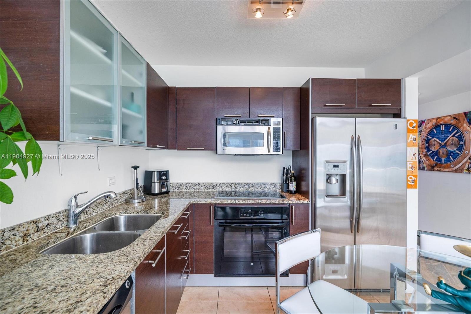 BRICKELL ON THE RIVER S T - Residential Lease