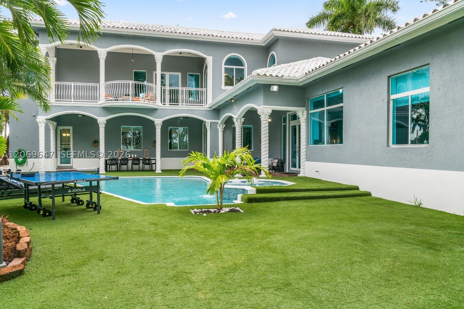 12141 Walsh Blvd, Miami FL 33184