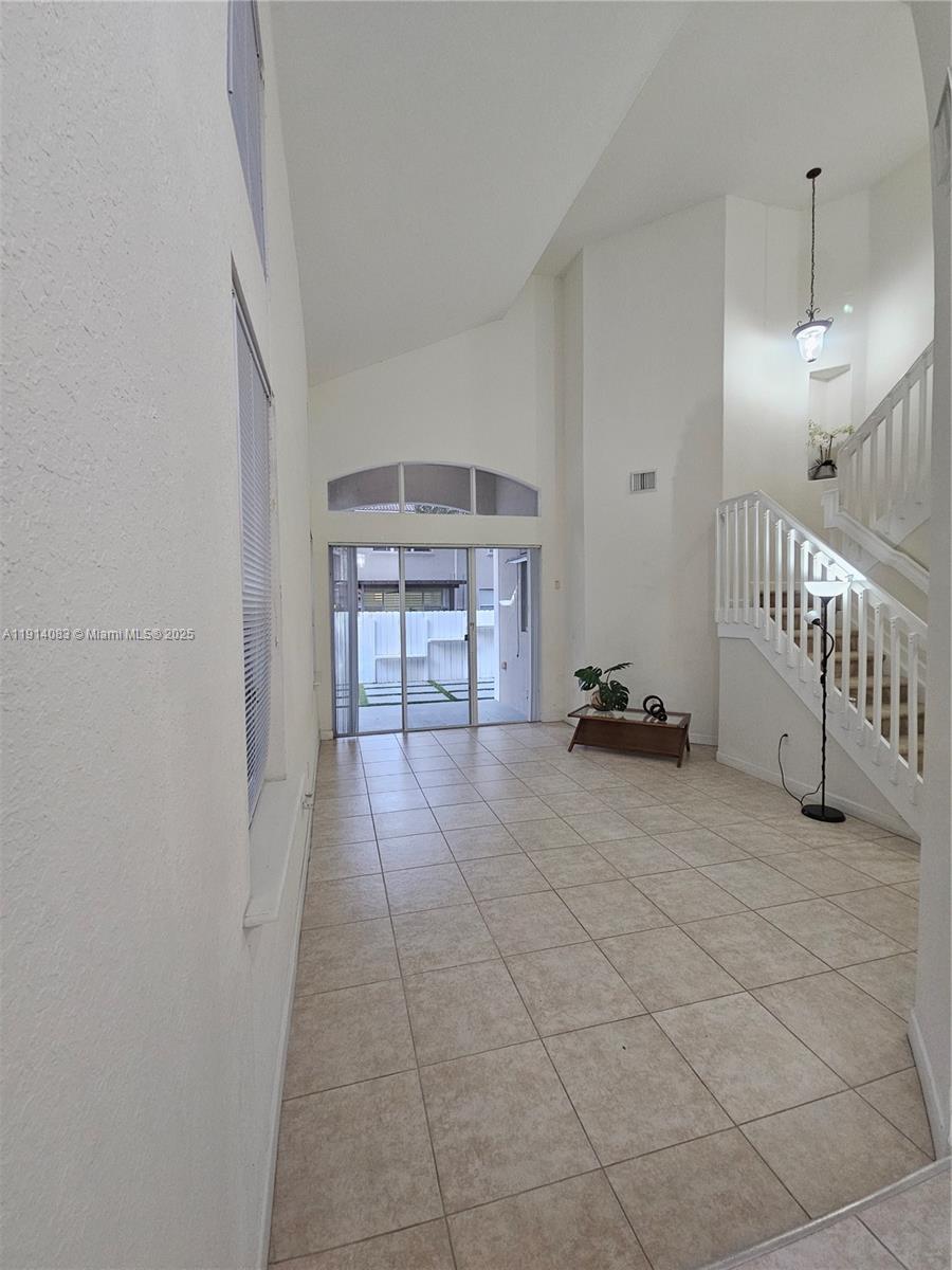 DORAL ISLES NORTH SEC TWO - Residential Lease