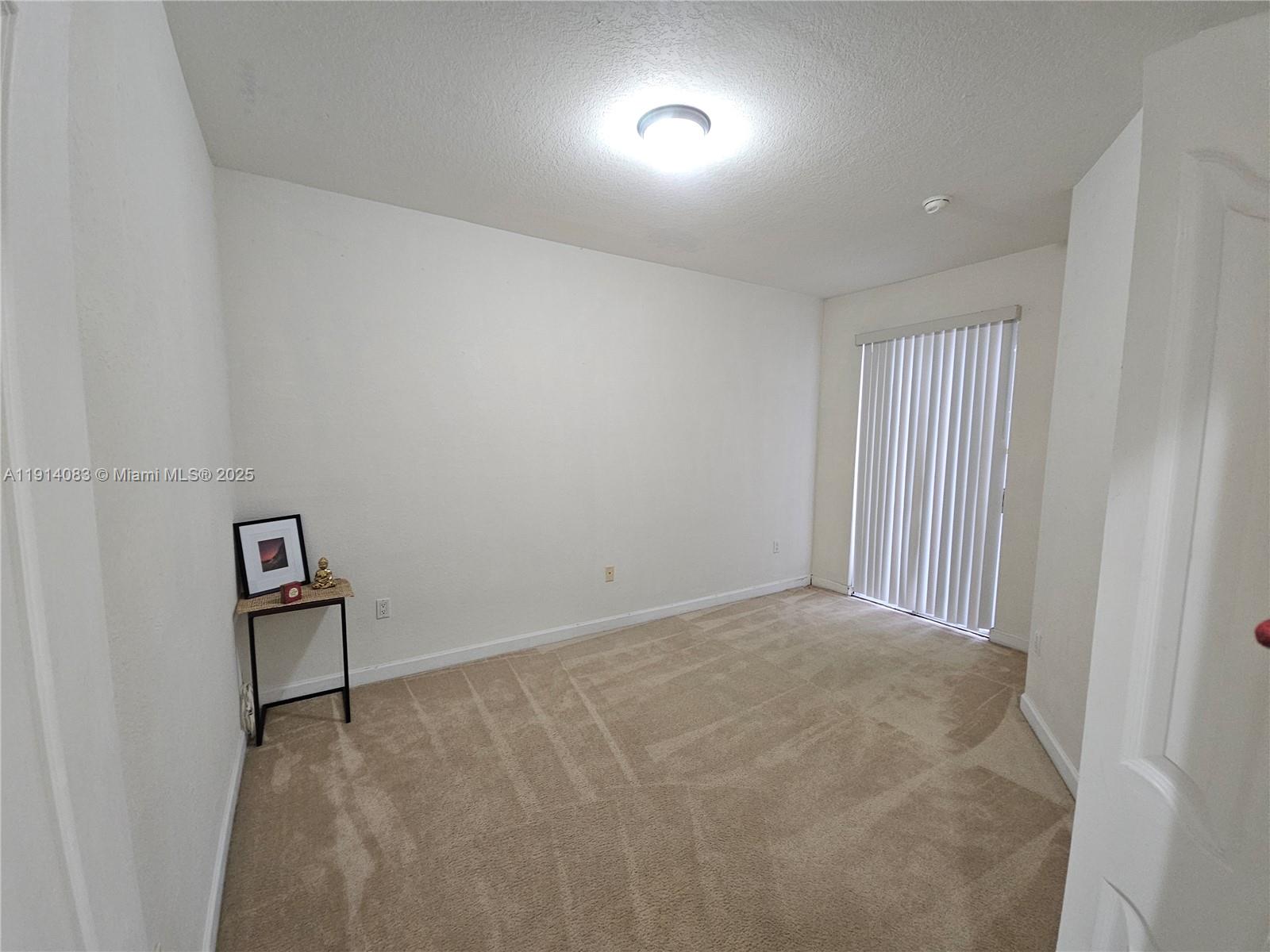 DORAL ISLES NORTH SEC TWO - Residential Lease