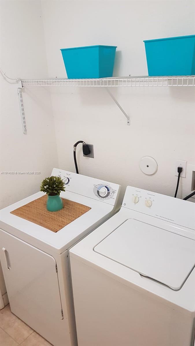 DORAL ISLES NORTH SEC TWO - Residential Lease