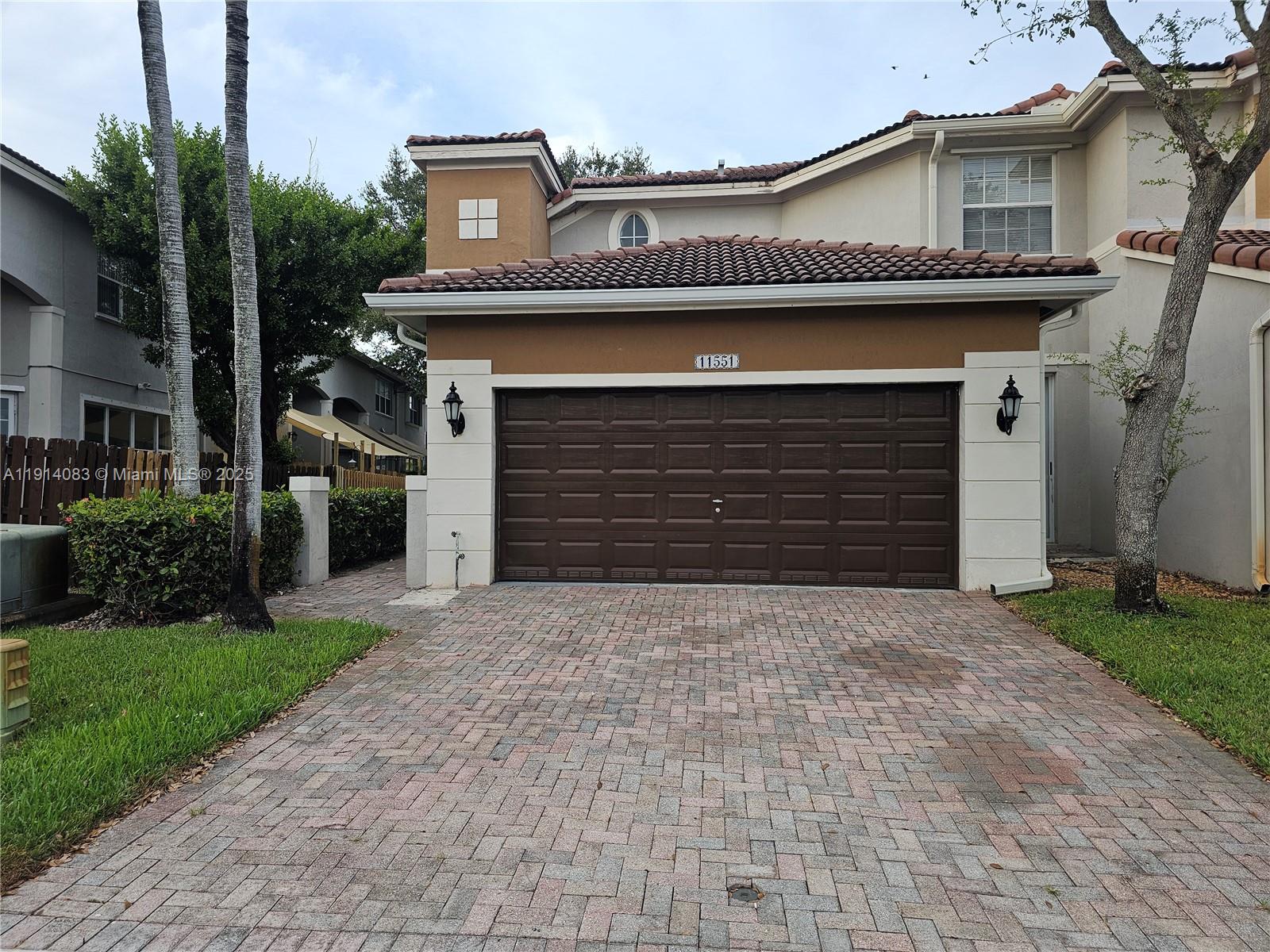 DORAL ISLES NORTH SEC TWO - Residential Lease