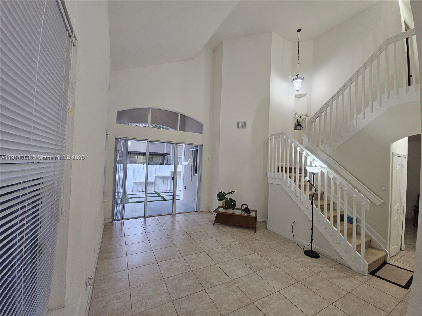 DORAL ISLES NORTH SEC TWO - Residential Lease