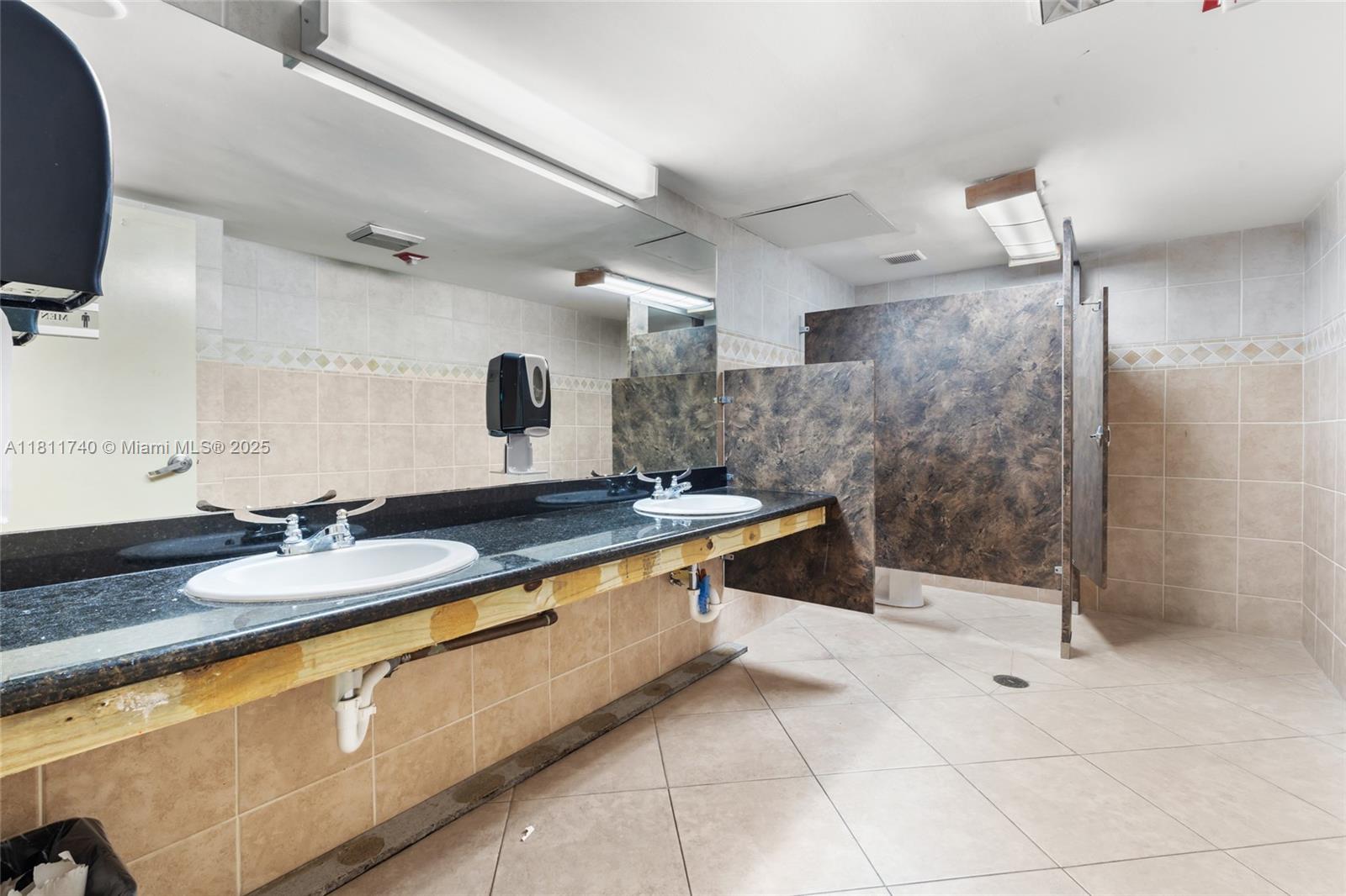 CORAL RIDGE COMMERCIAL BO - Commercial Sale