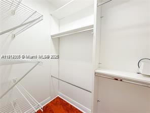 PRESIDENTIAL ESTATES SUB - Residential Lease