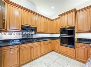 PRESIDENTIAL ESTATES SUB - Residential Lease