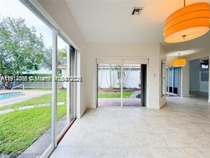 PRESIDENTIAL ESTATES SUB - Residential Lease