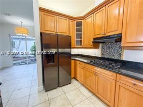 PRESIDENTIAL ESTATES SUB - Residential Lease