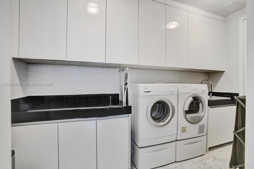 BAL HARBOUR NORTH SOUTH C - Residential Lease