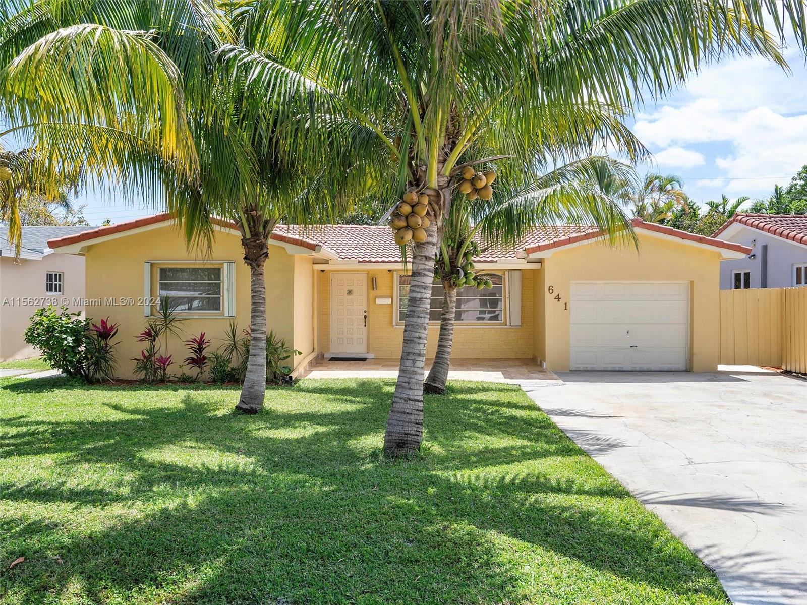 Property for Sale at 641 Sw 2nd Ct, Hallandale Beach, Broward County, Florida - Bedrooms: 3 
Bathrooms: 2  - $665,000