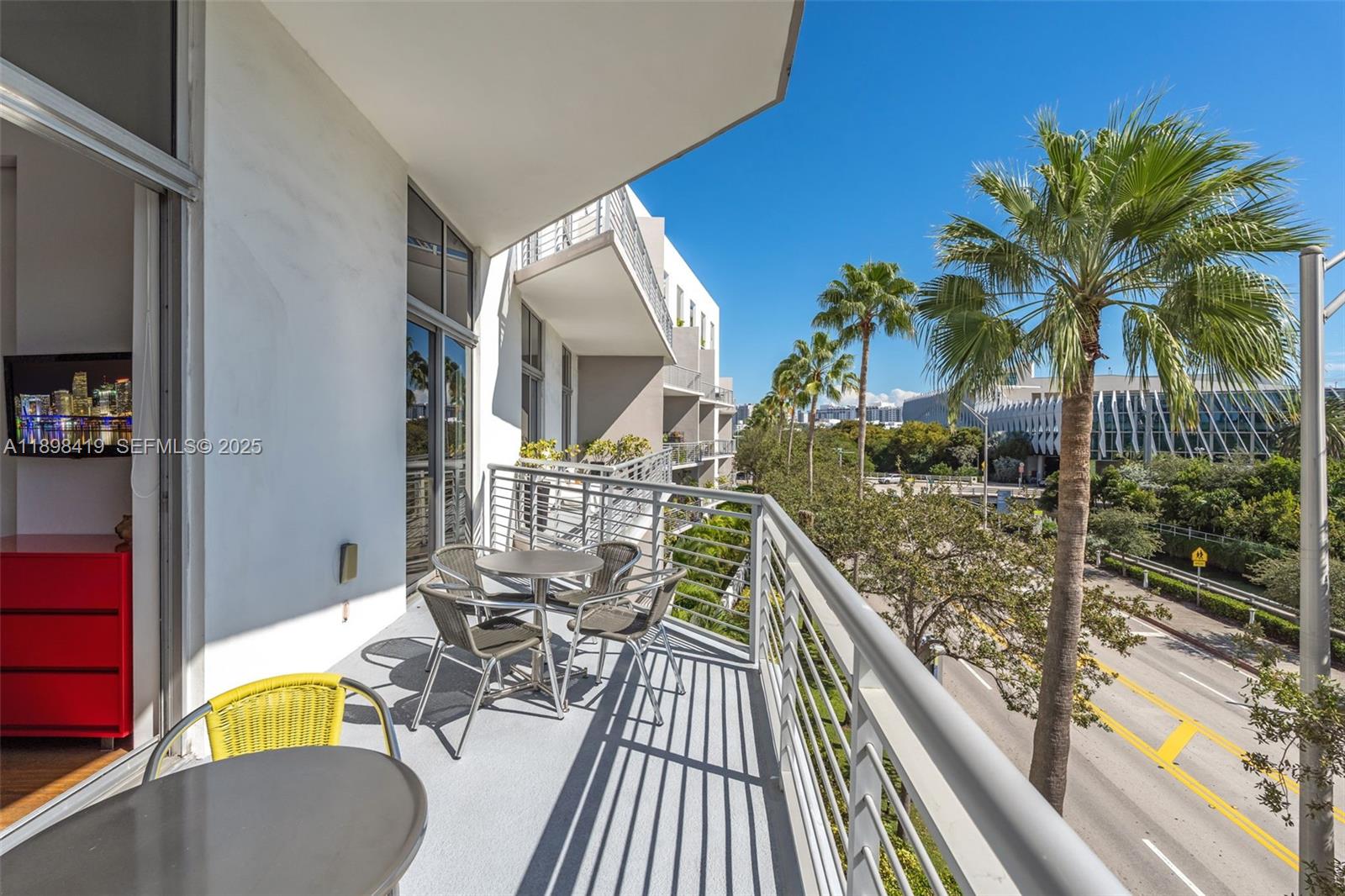 THE MERIDIAN CONDO - Residential