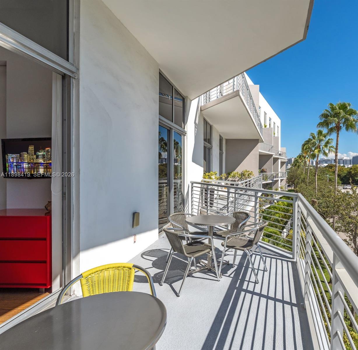 THE MERIDIAN CONDO - Residential