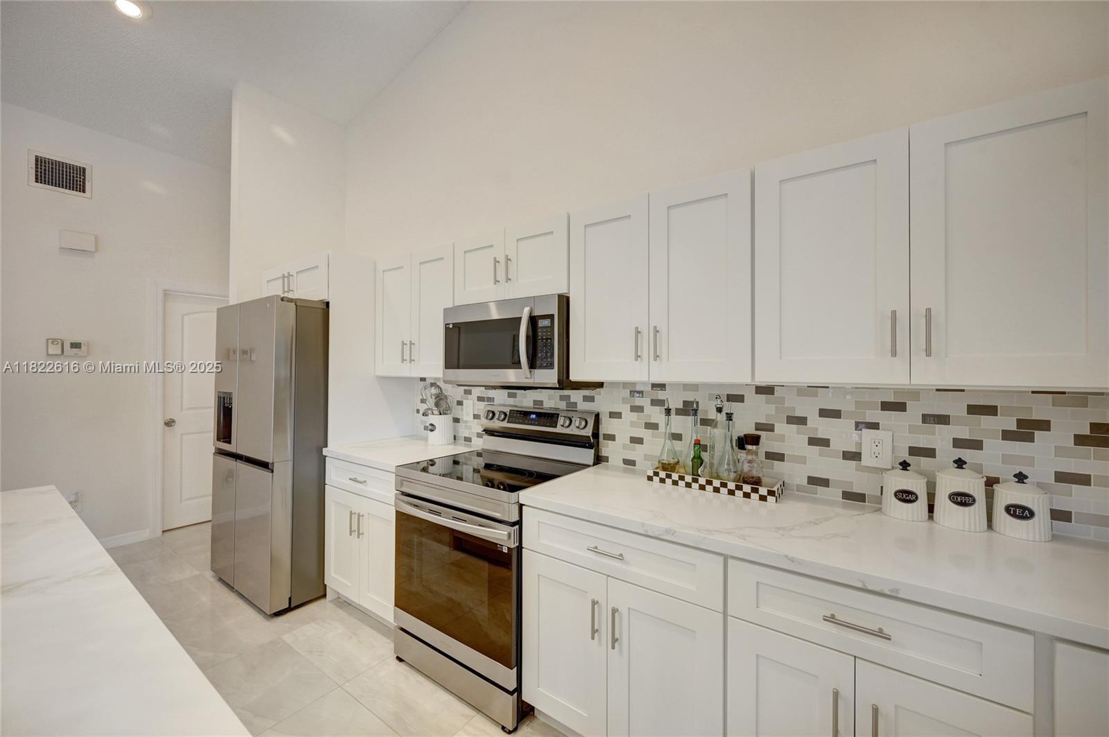 RAINBERRY BAY ESTATES - Residential