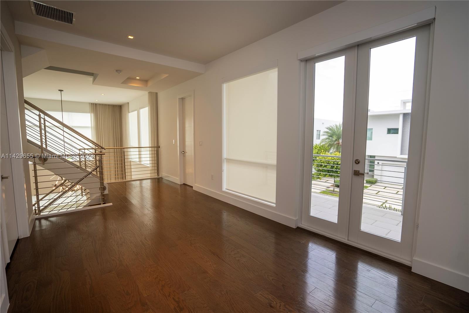 GRAND FLORIDIAN ESTATES - Residential