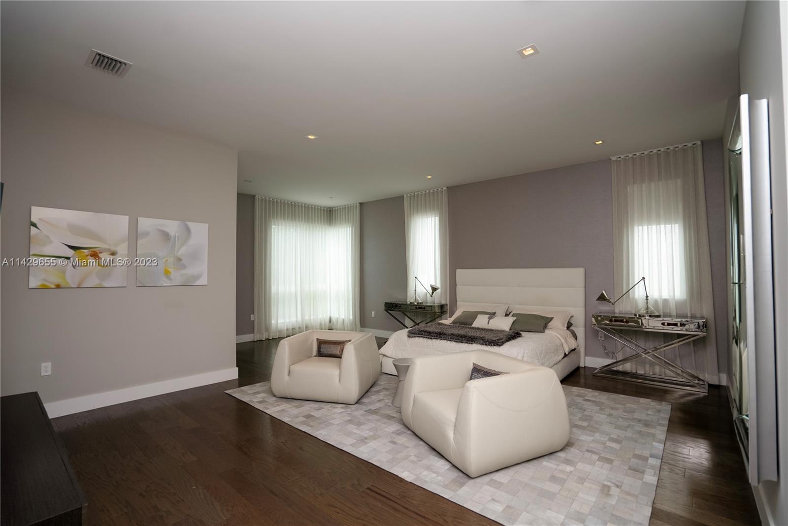 GRAND FLORIDIAN ESTATES - Residential