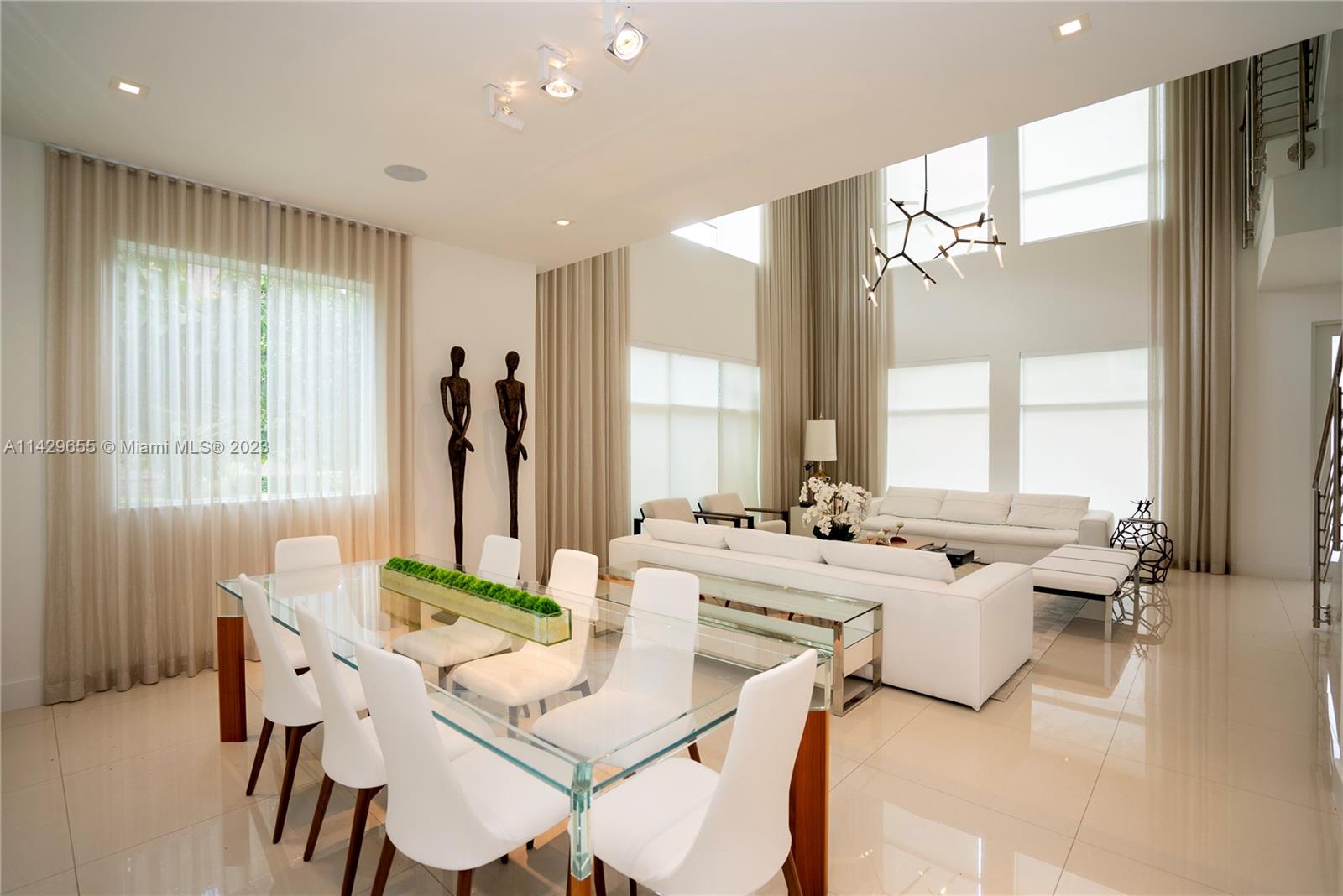 GRAND FLORIDIAN ESTATES - Residential