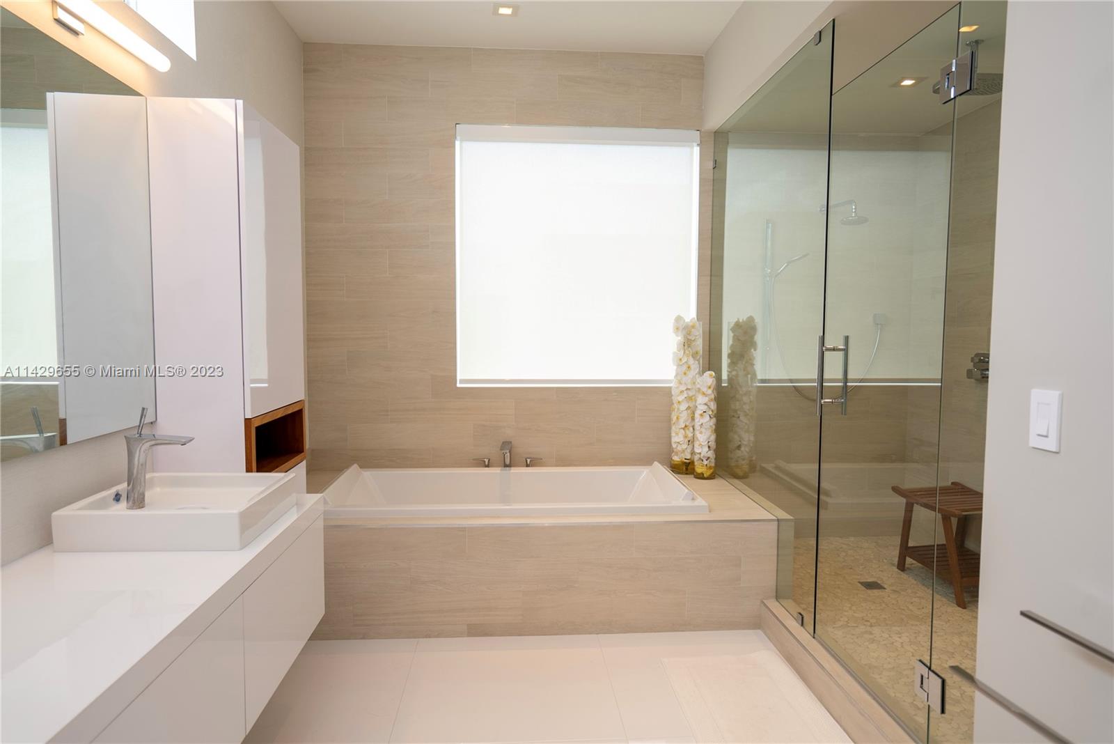 GRAND FLORIDIAN ESTATES - Residential