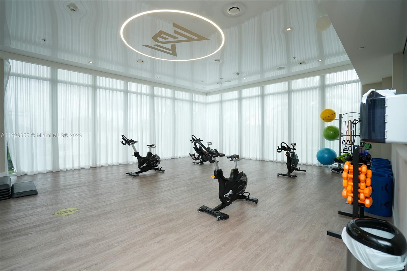 GRAND FLORIDIAN ESTATES - Residential