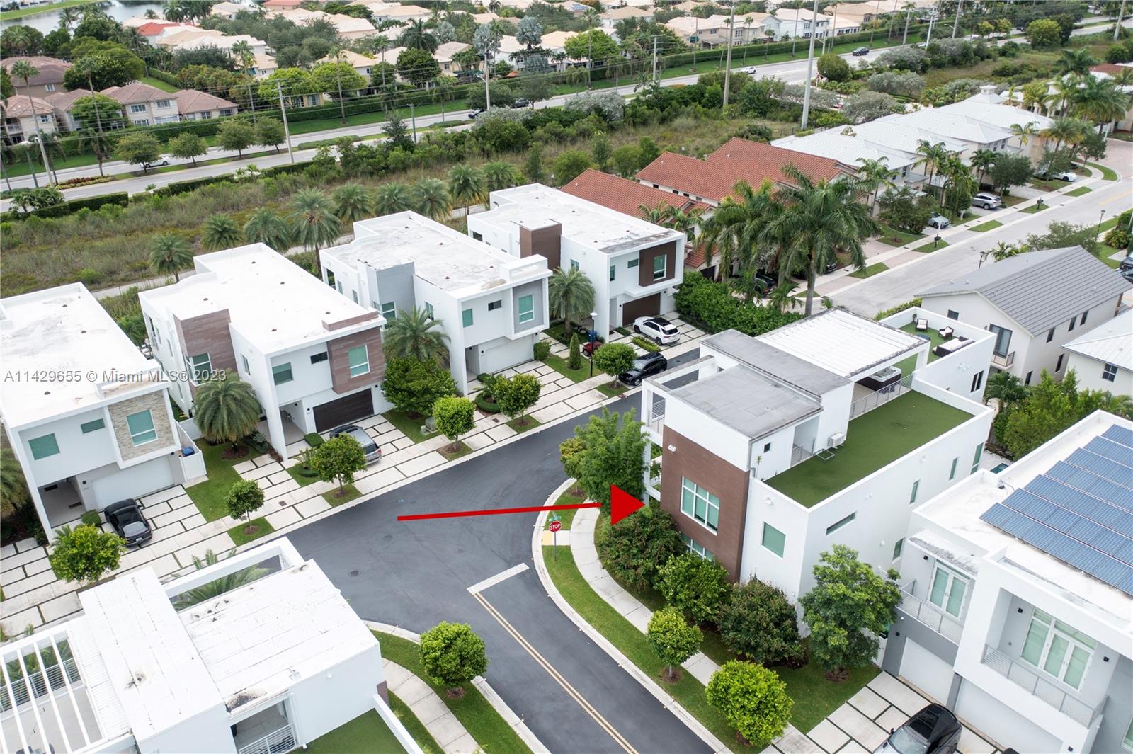 GRAND FLORIDIAN ESTATES - Residential