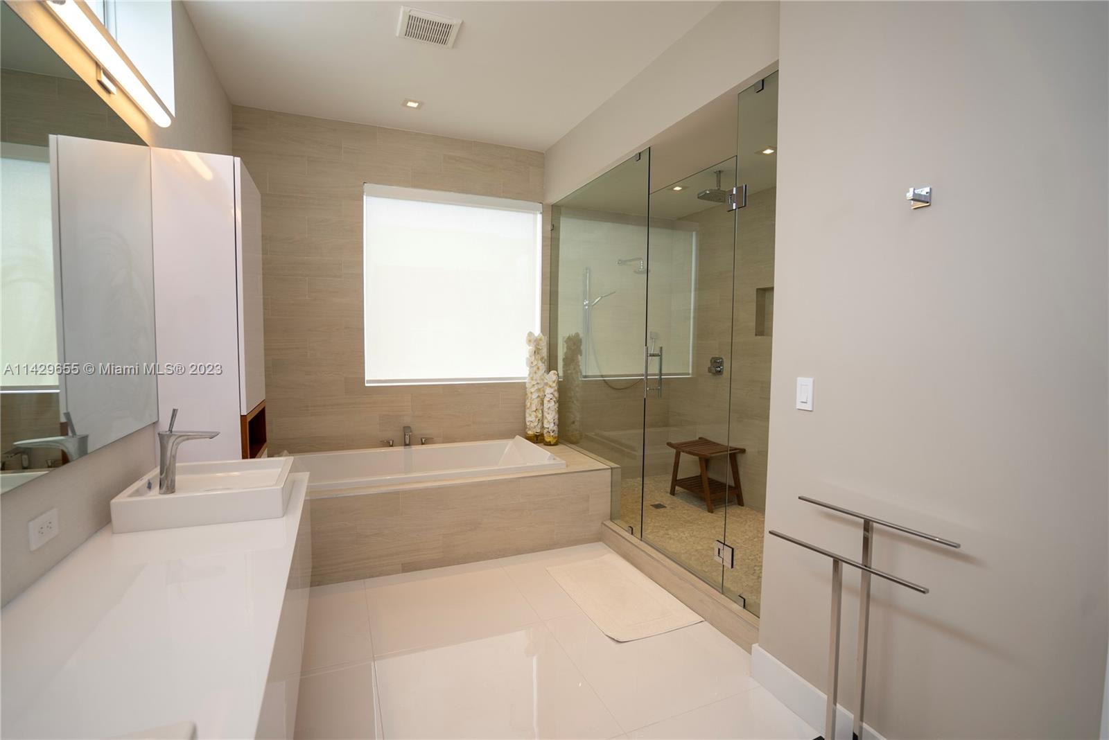 GRAND FLORIDIAN ESTATES - Residential