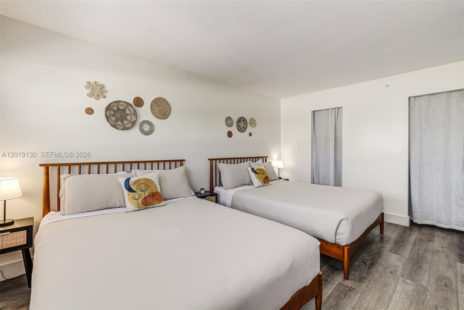 OCTAGON TOWERS I CONDO - Residential