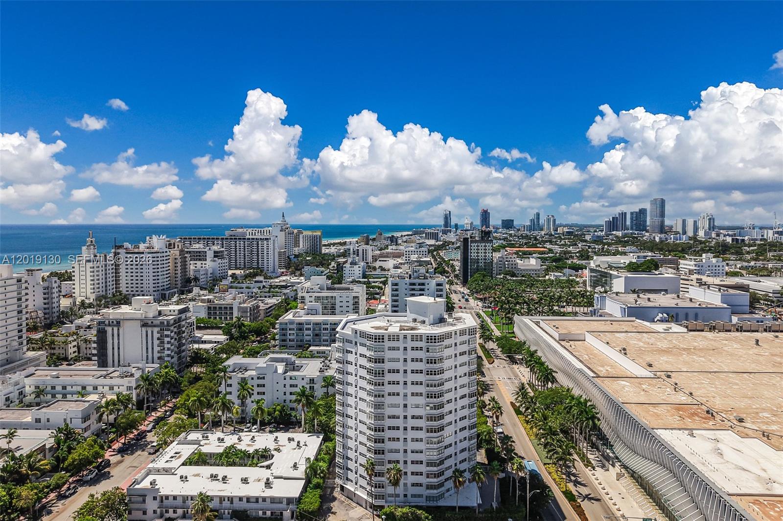 OCTAGON TOWERS I CONDO - Residential