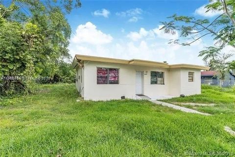 26420 SW 138th Ct Homestead FL 33032