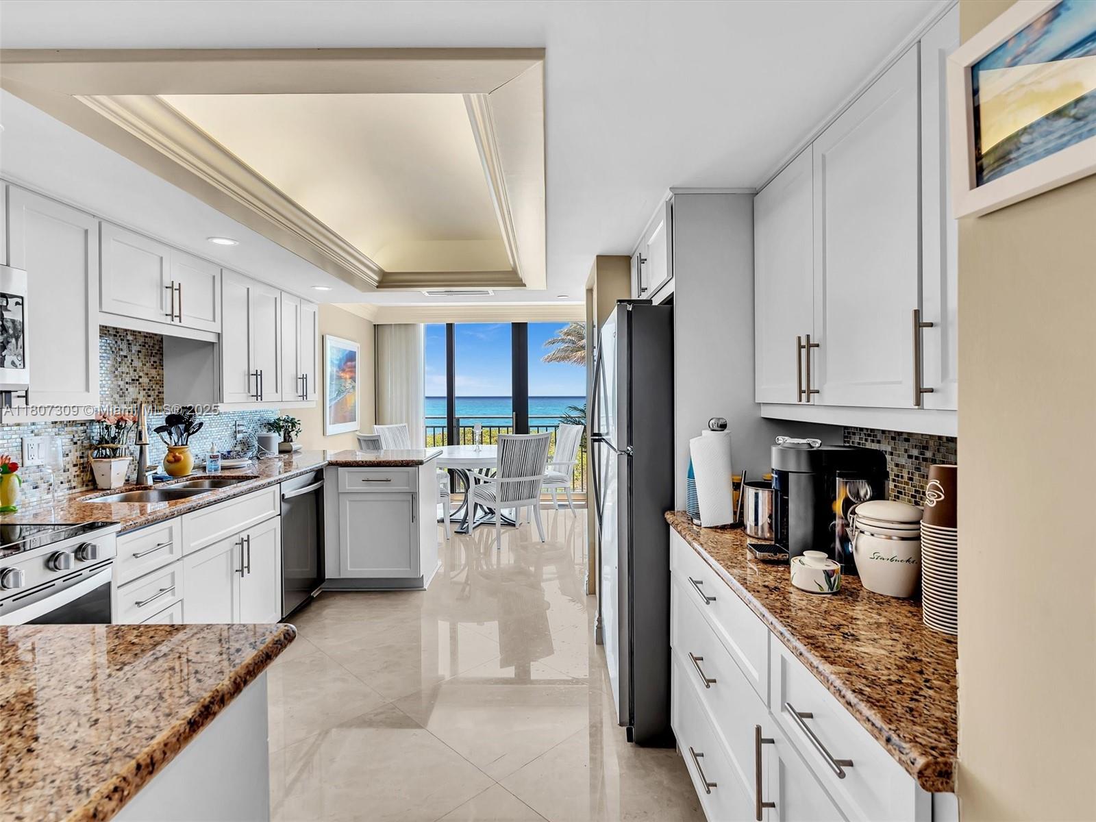 PLACIDE CONDO - Residential