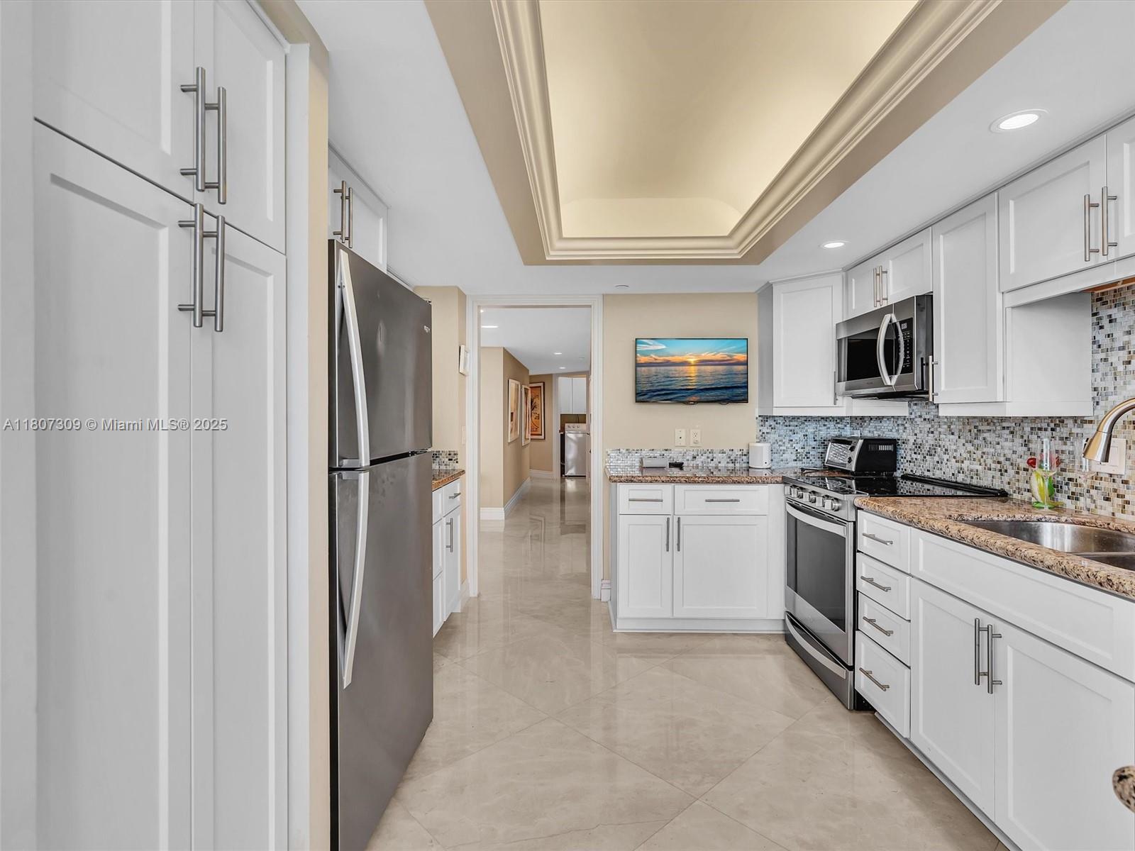 PLACIDE CONDO - Residential
