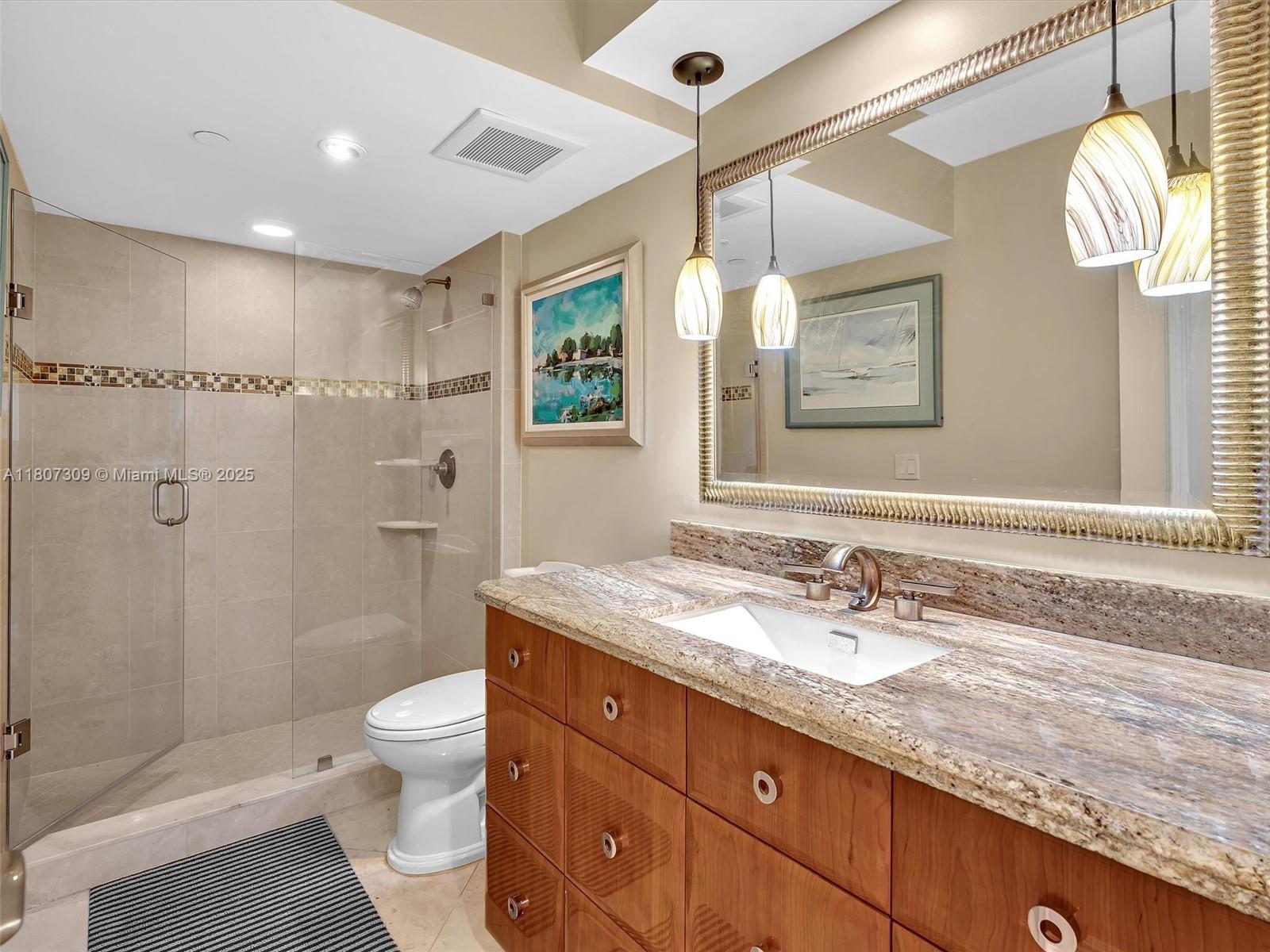 PLACIDE CONDO - Residential