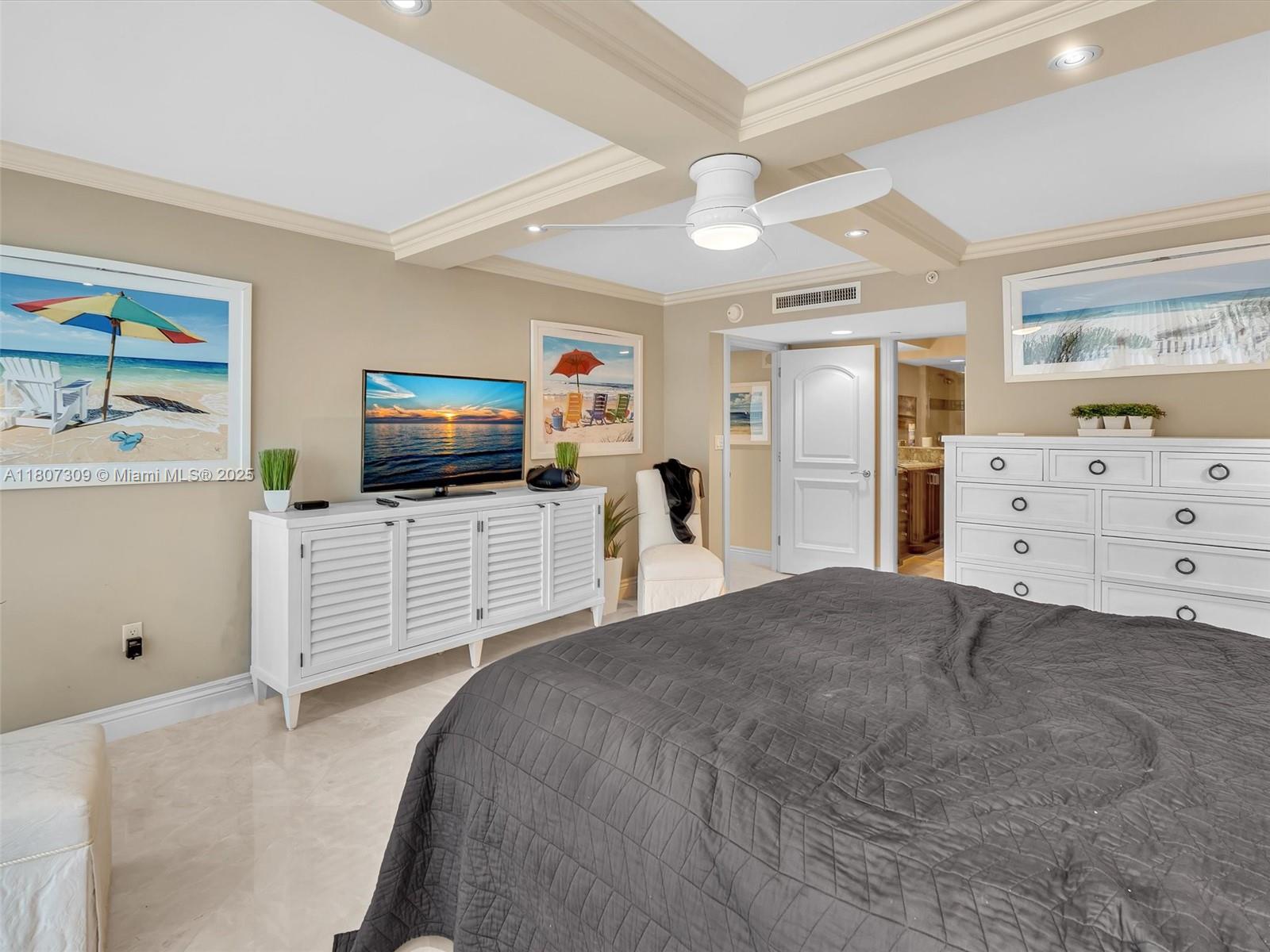 PLACIDE CONDO - Residential