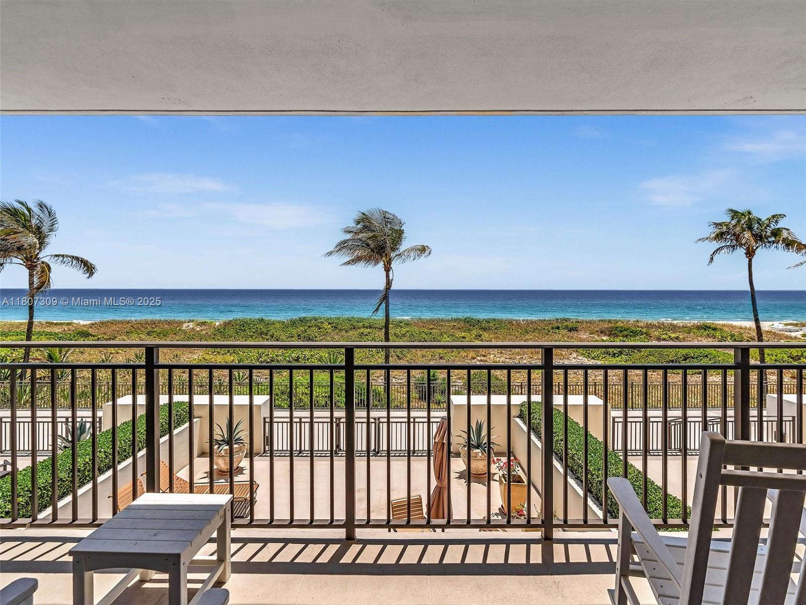 PLACIDE CONDO - Residential