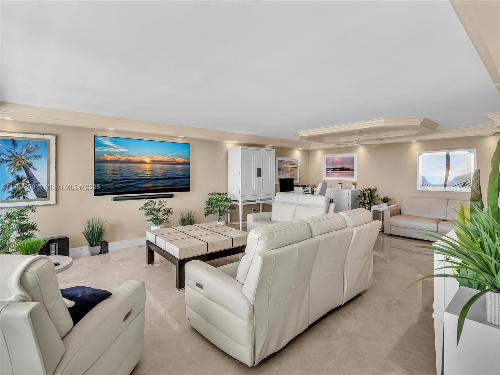 PLACIDE CONDO - Residential