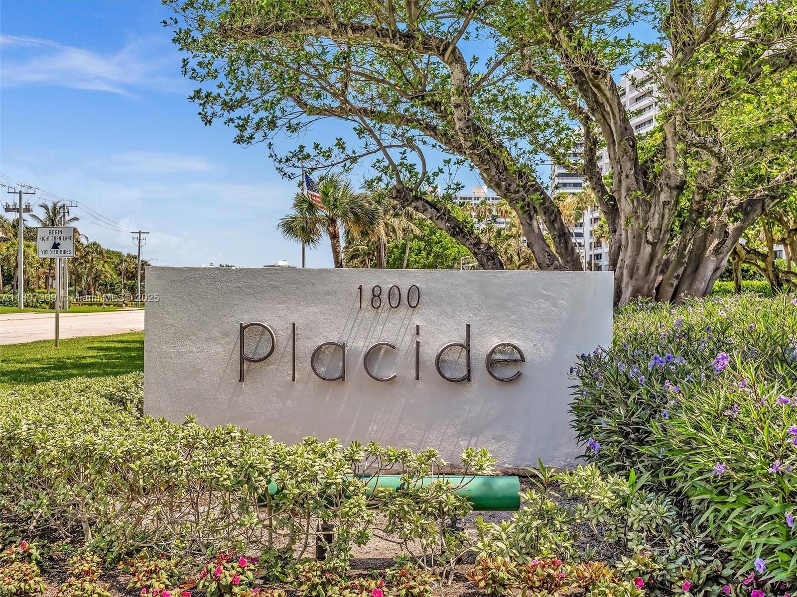 PLACIDE CONDO - Residential