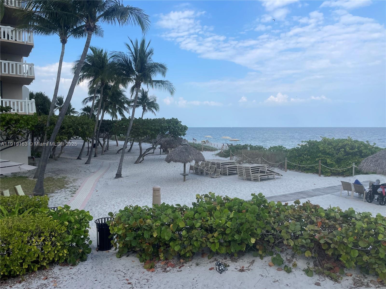 TOWERS OF KEY BISCAYNE CO - Residential