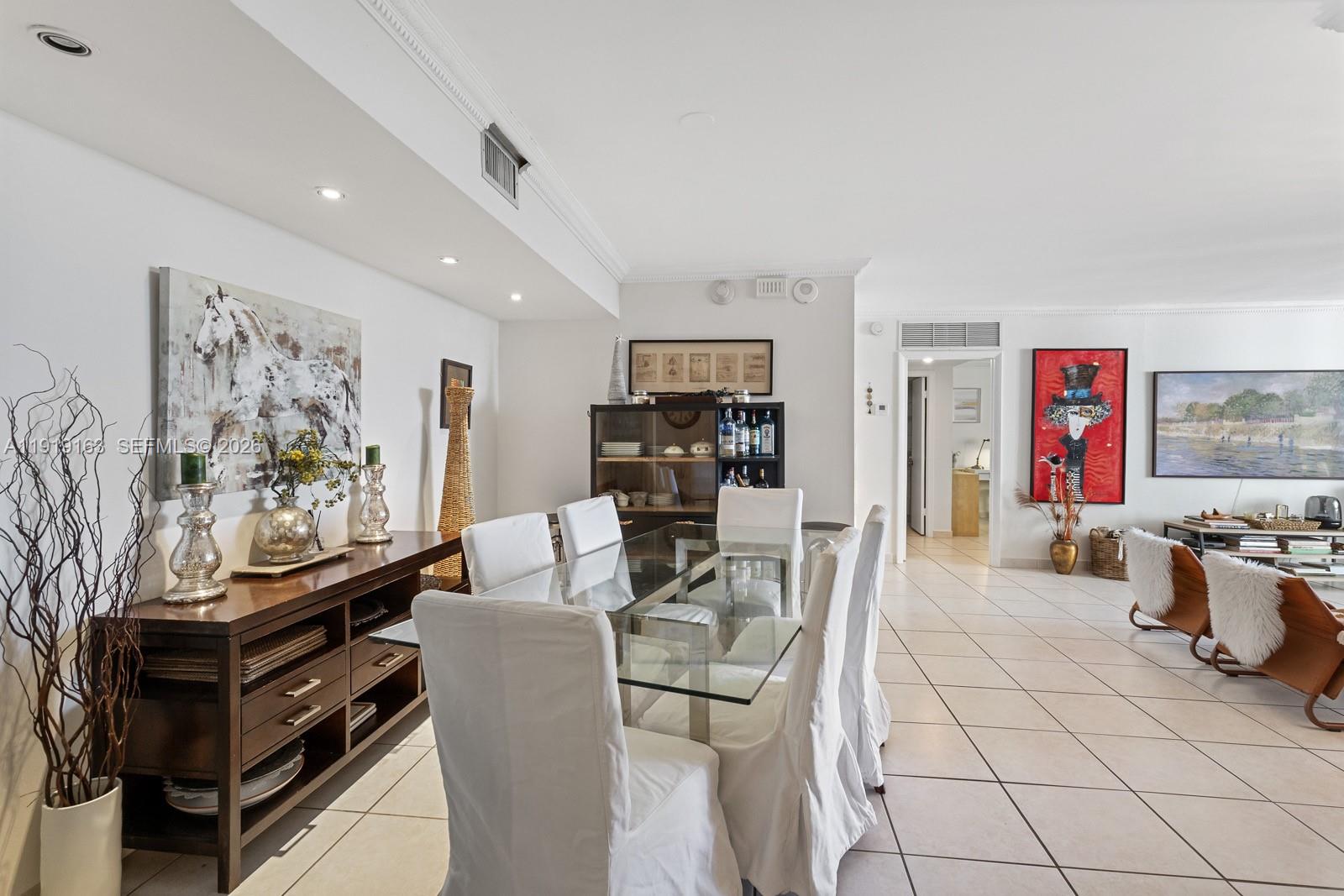 TOWERS OF KEY BISCAYNE CO - Residential