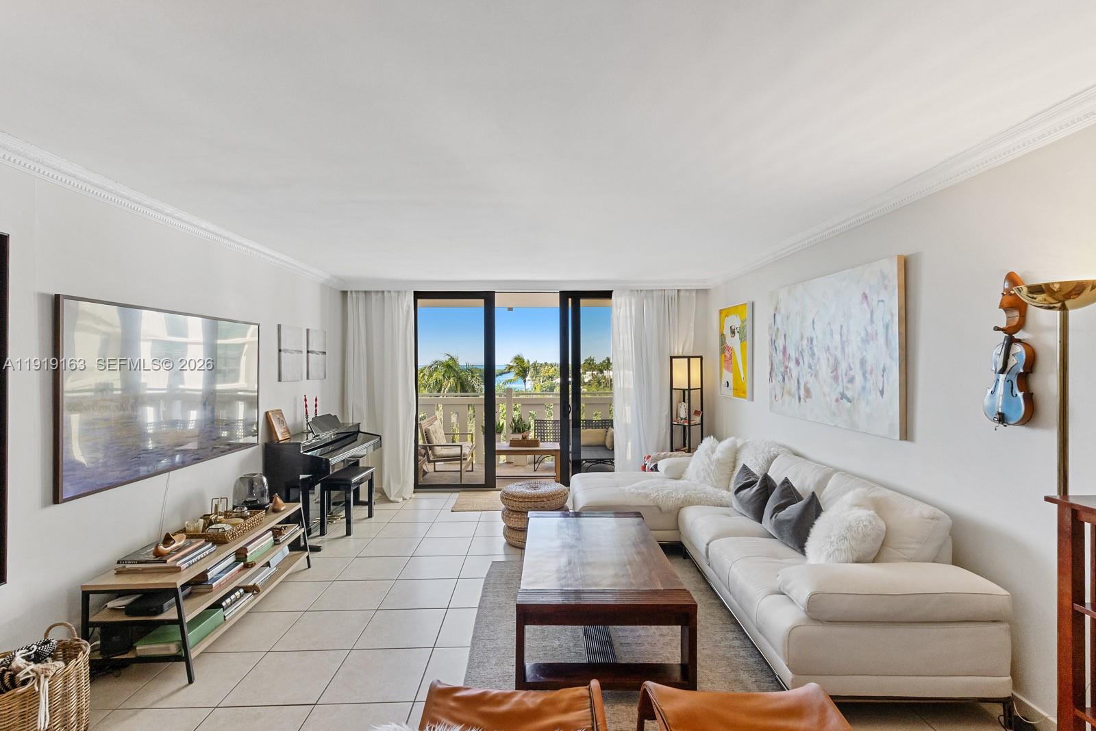 1121 Crandon Blvd D404