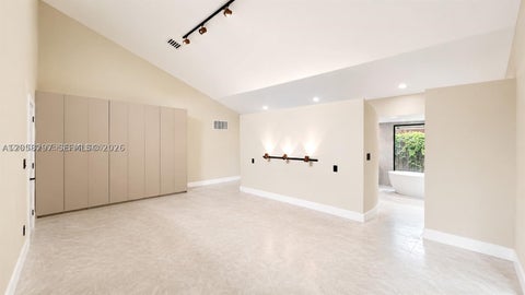 Tiny photo for 2765 NE 35th Dr, Fort Lauderdale, FL 33308 (MLS # A12058297)