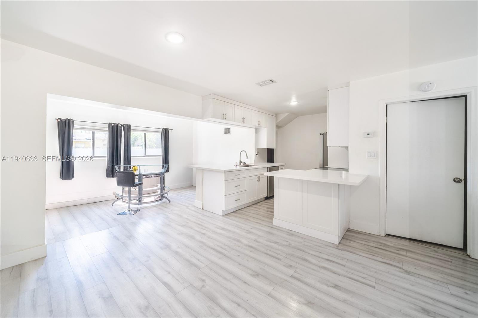 DRIFTWOOD ESTATES NO 3 - Residential