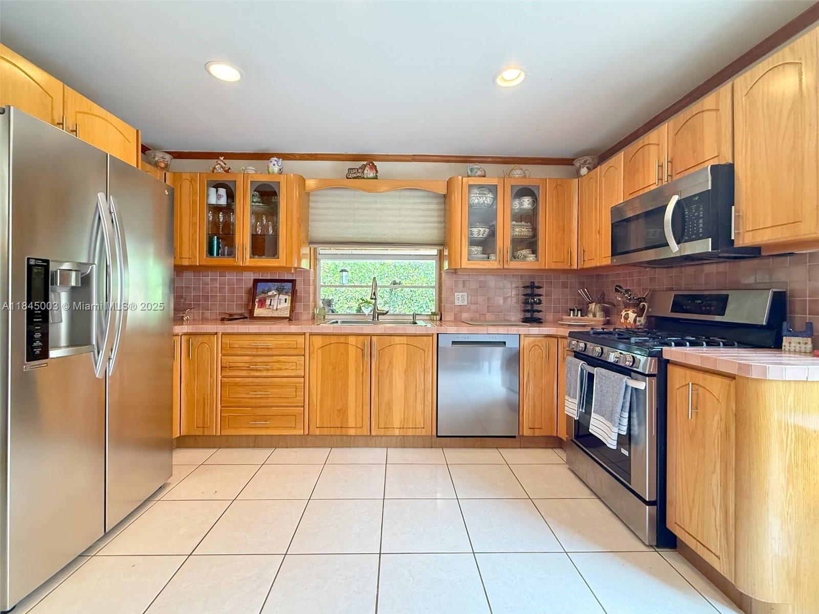 RUSTIC LAKES SEC 4 - Residential