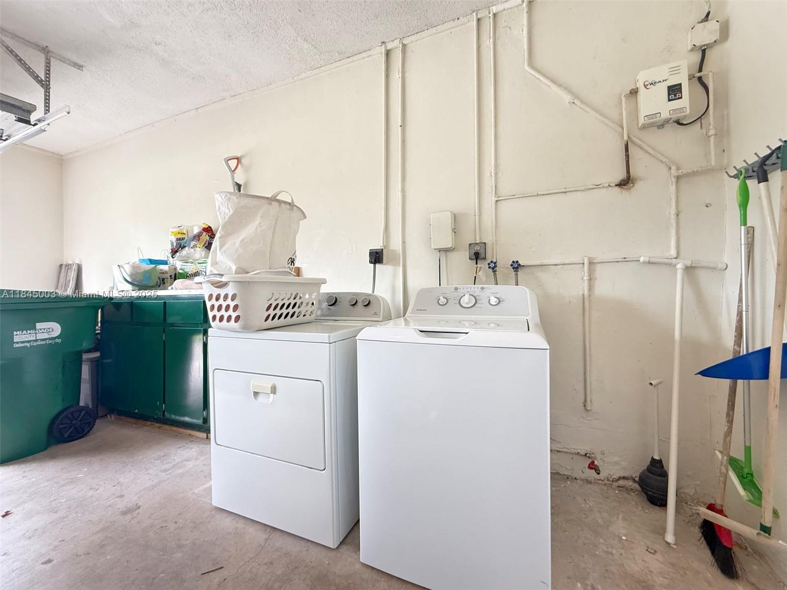 RUSTIC LAKES SEC 4 - Residential