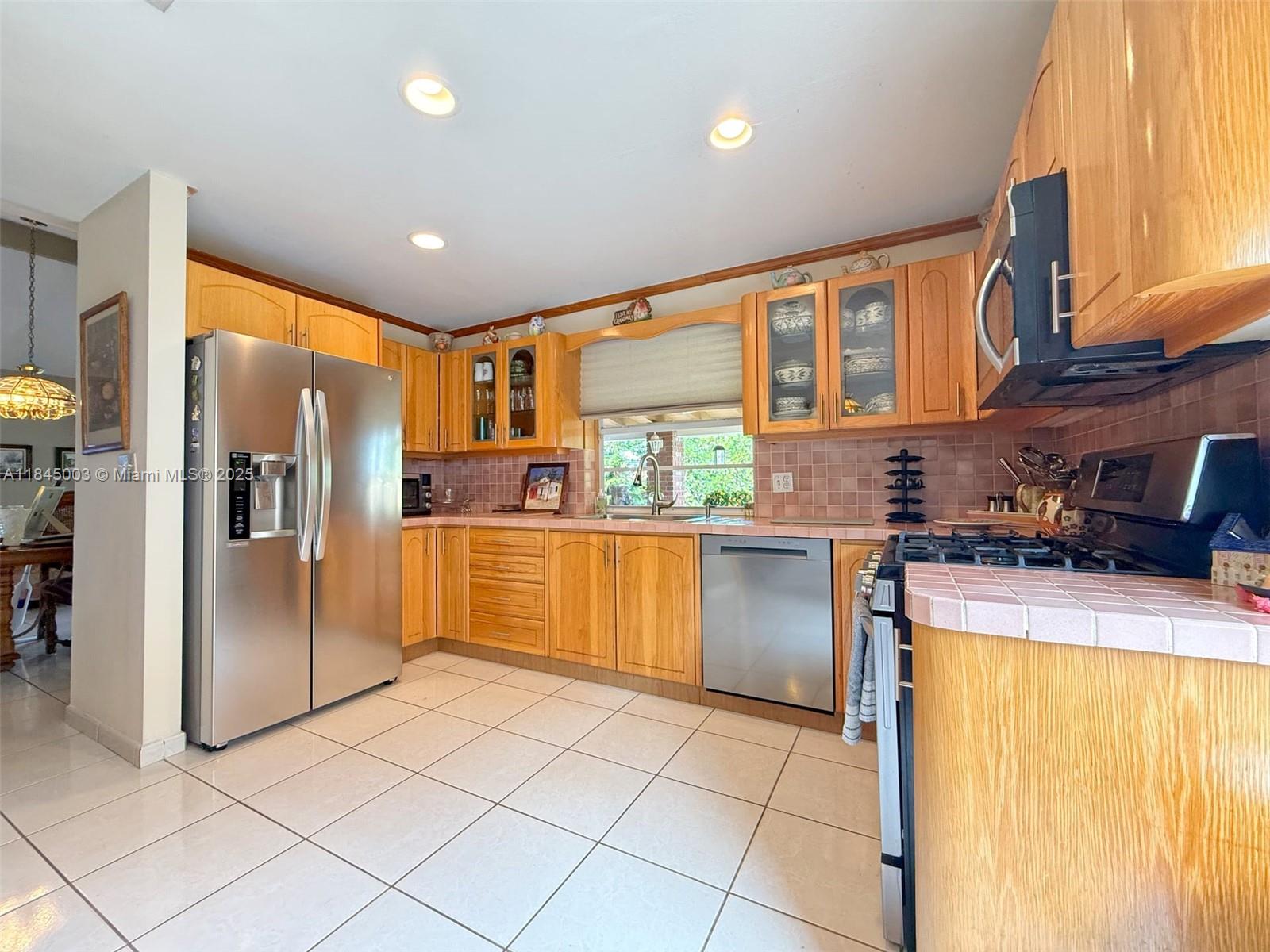 RUSTIC LAKES SEC 4 - Residential